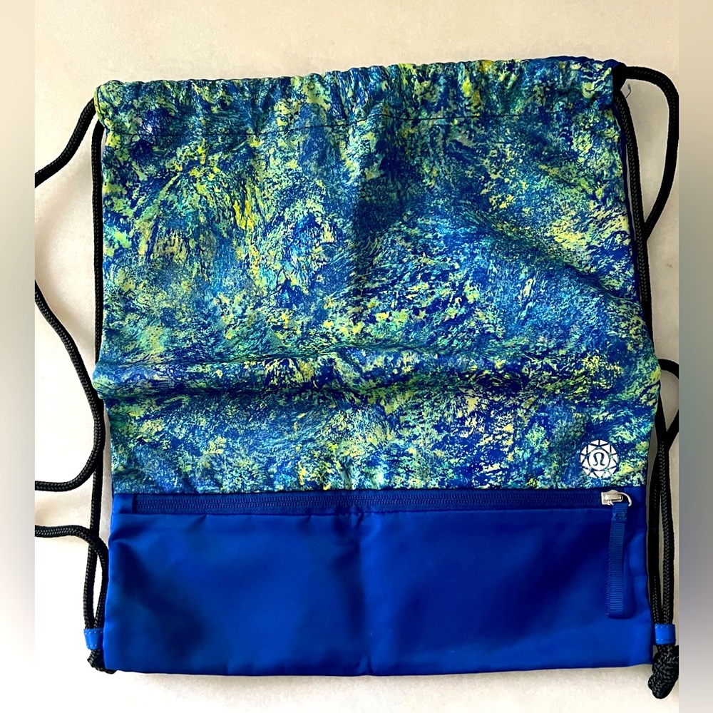 🎀Lululemon Seawheeze 2019 gym sack🎀 excellent condition!!